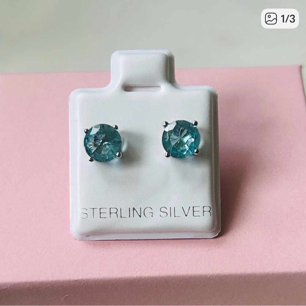 Sterling Silver aquamarine Stud‎ Earrings